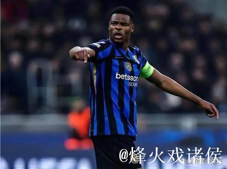 巴萨盯上国米飞翼:独造5球成焦点,违约金2500万欧! 巴萨盯上国米飞翼:独造5球成焦点,违约金2500万欧!