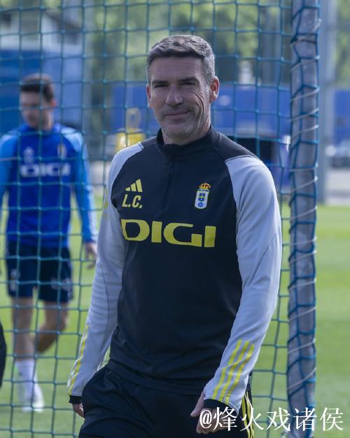 皇家奥维耶多宣布解除卡里翁教练职务,上任仅一个月9场比赛未尝胜绩 皇家奥维耶多宣布解除卡里翁教练职务,上任仅一个月9场比赛未尝胜绩